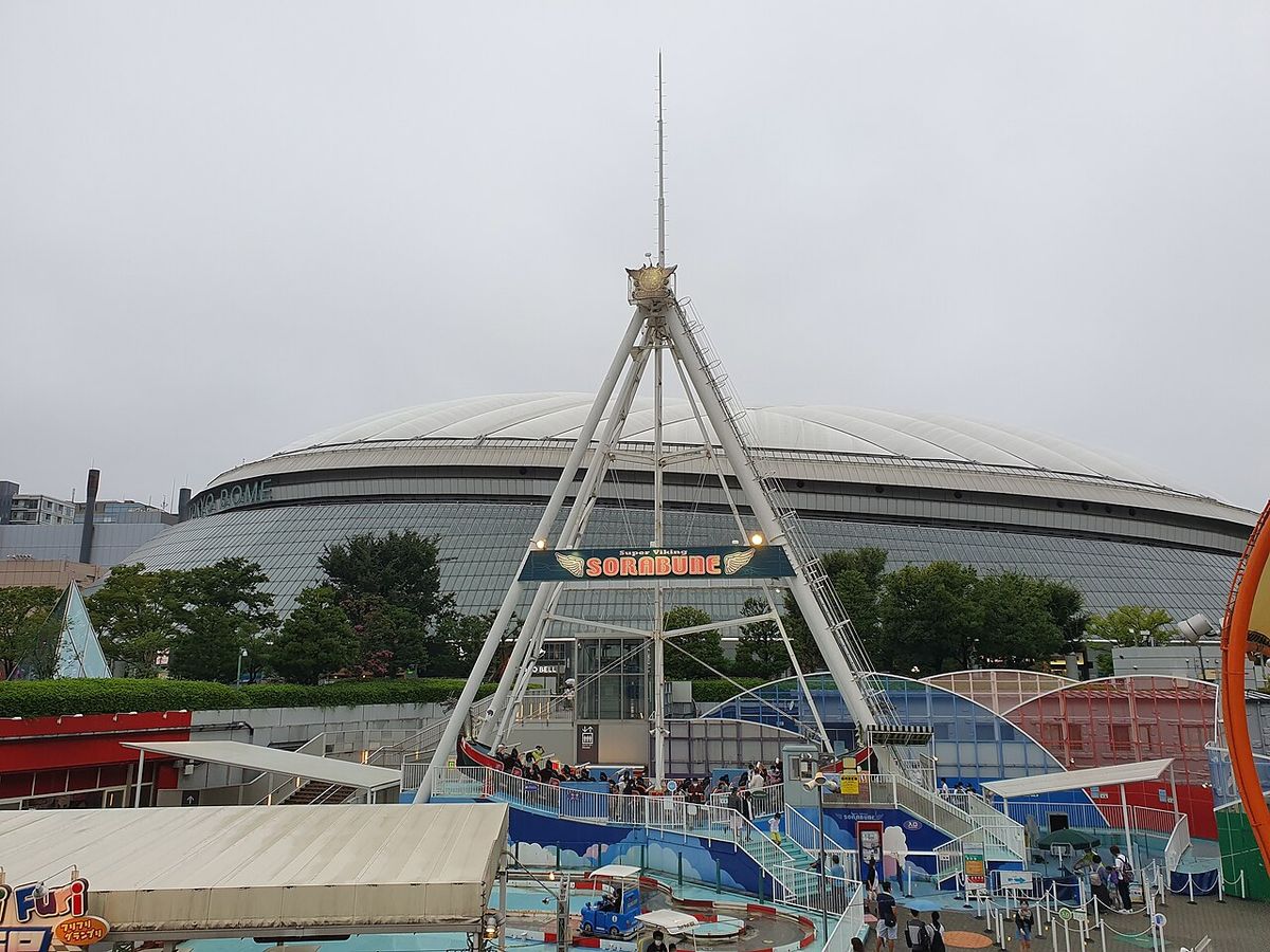 rides Tokyo