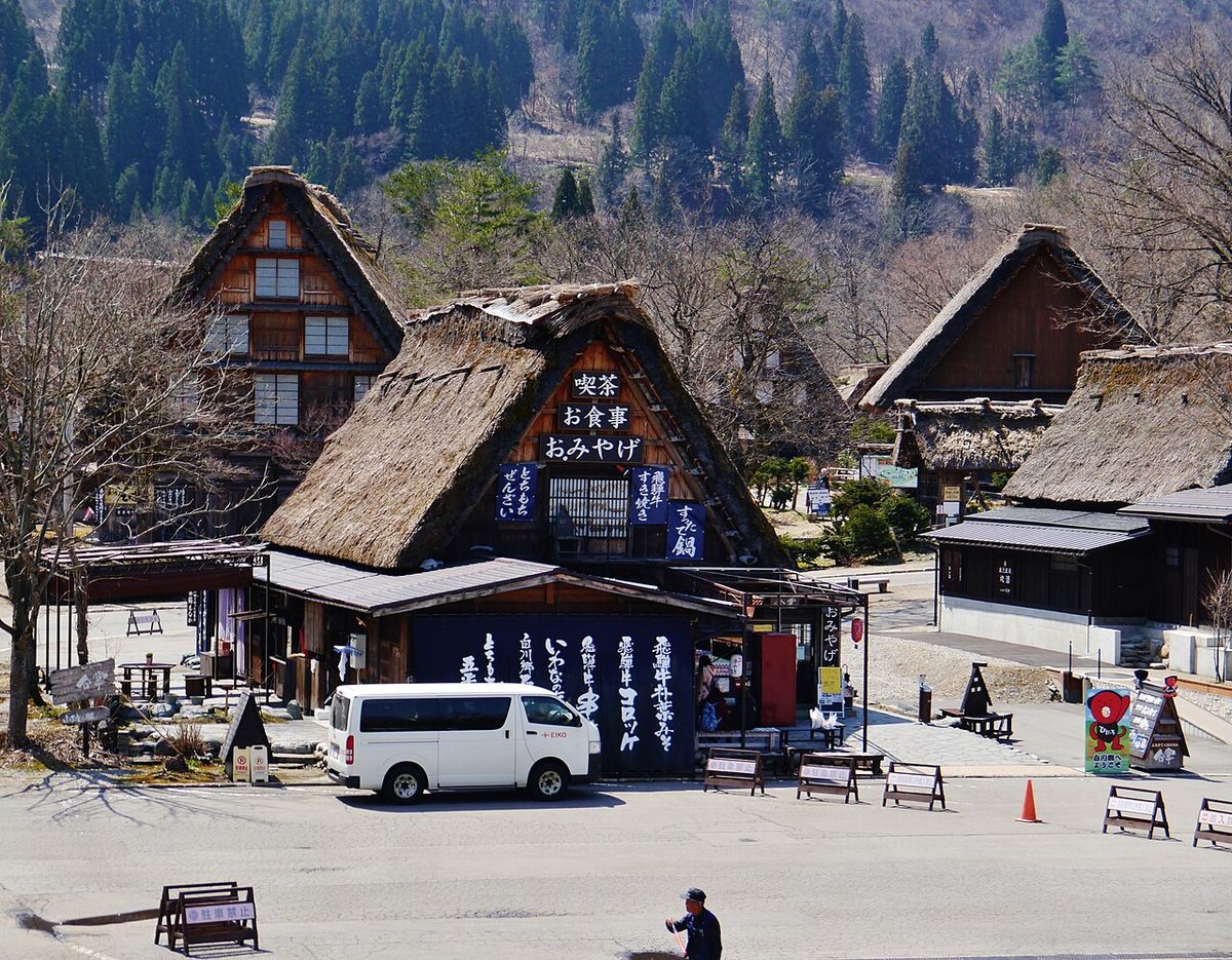 Tour,
