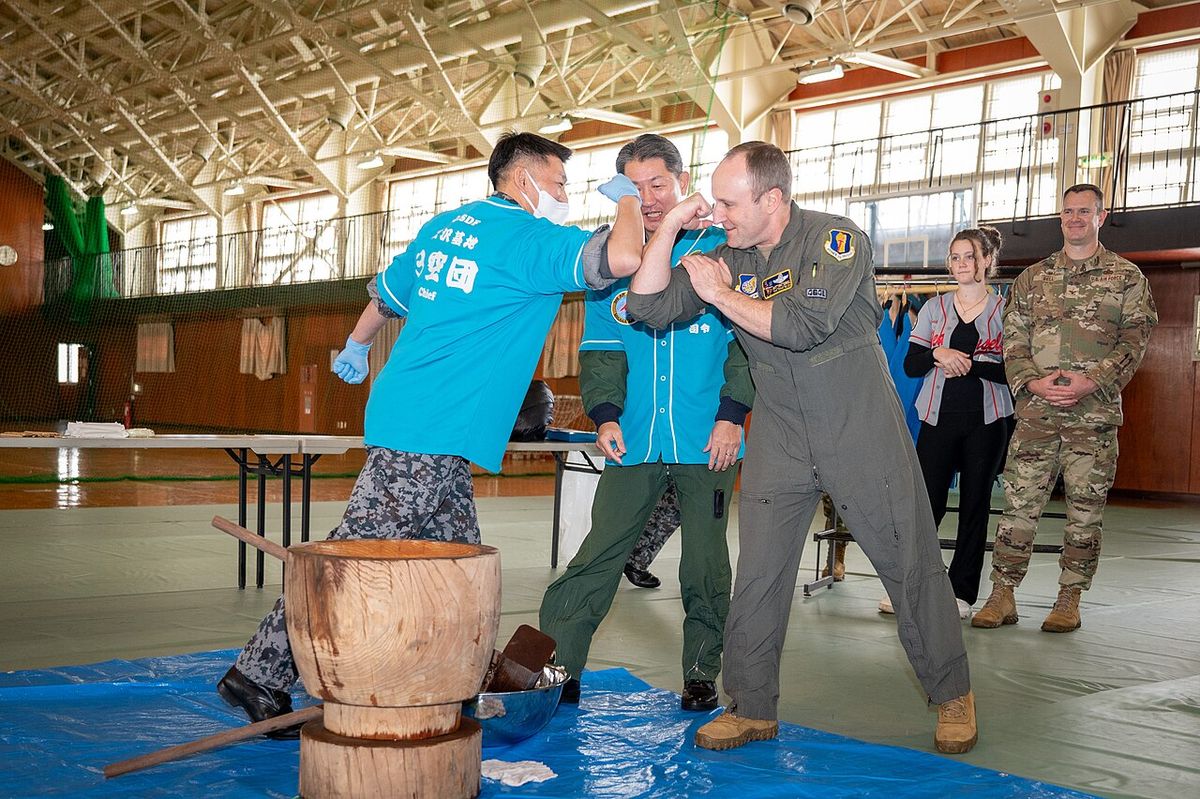 Night Only Mochi Pounding Experience Tea Ceremony