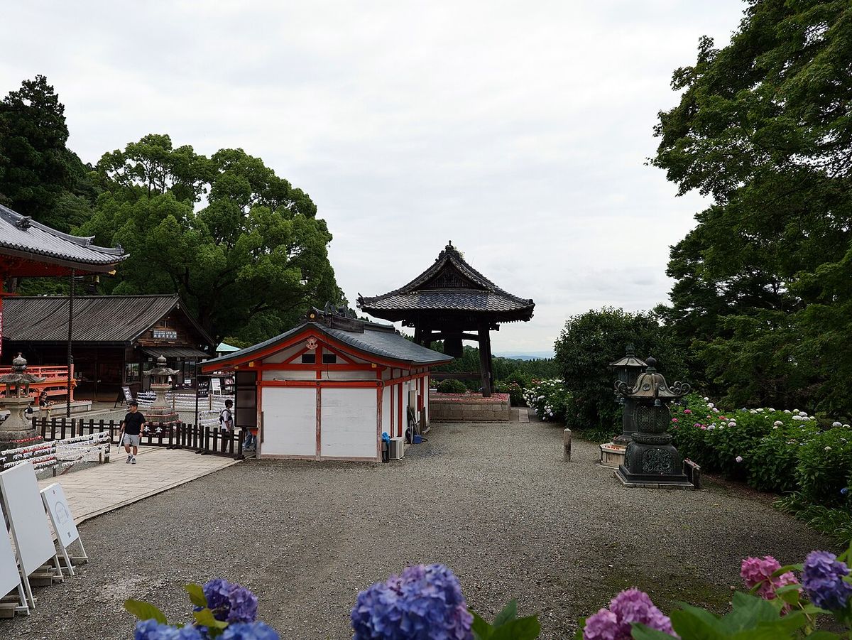 Tour (Minoh Katsuoji Temple) (