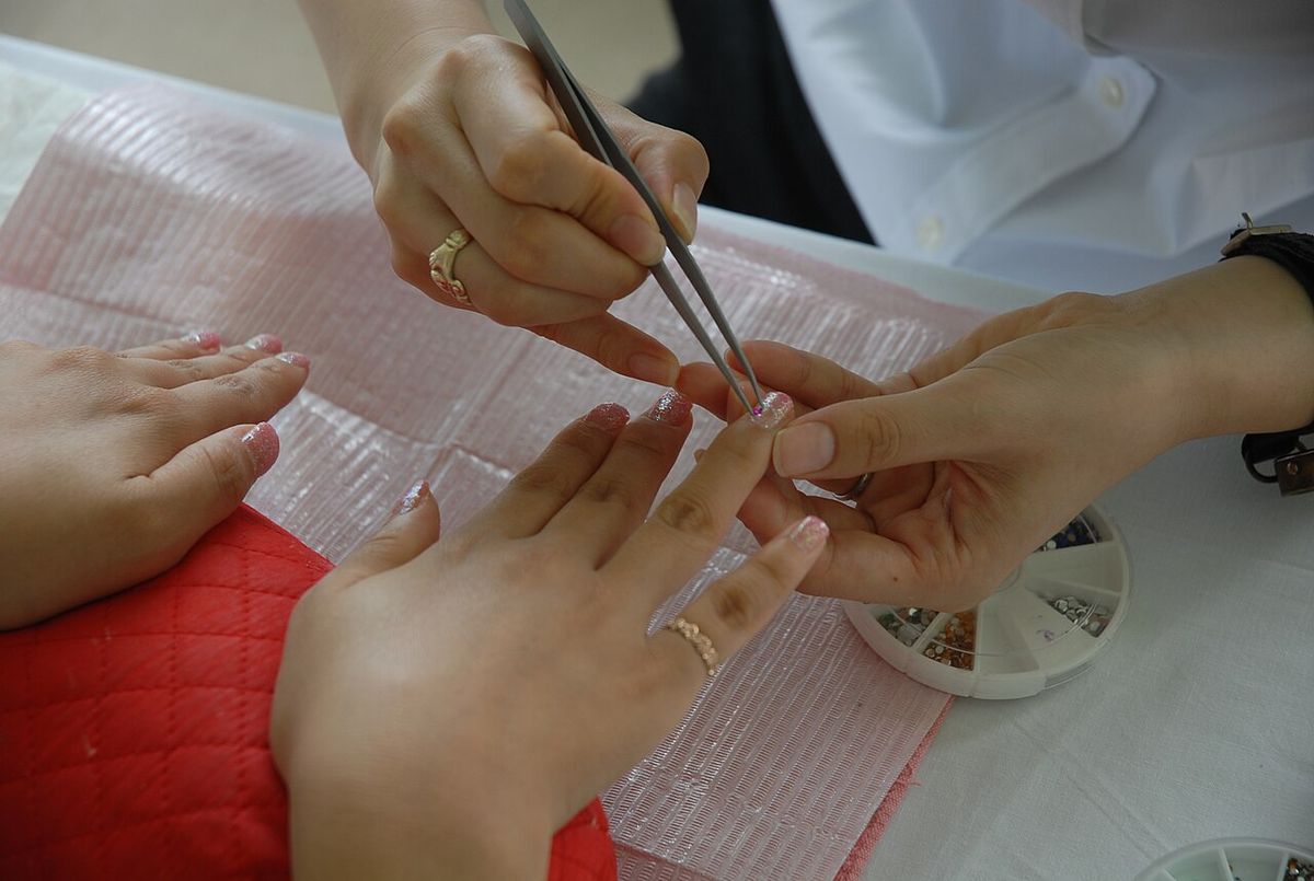 Nail salon Rem.