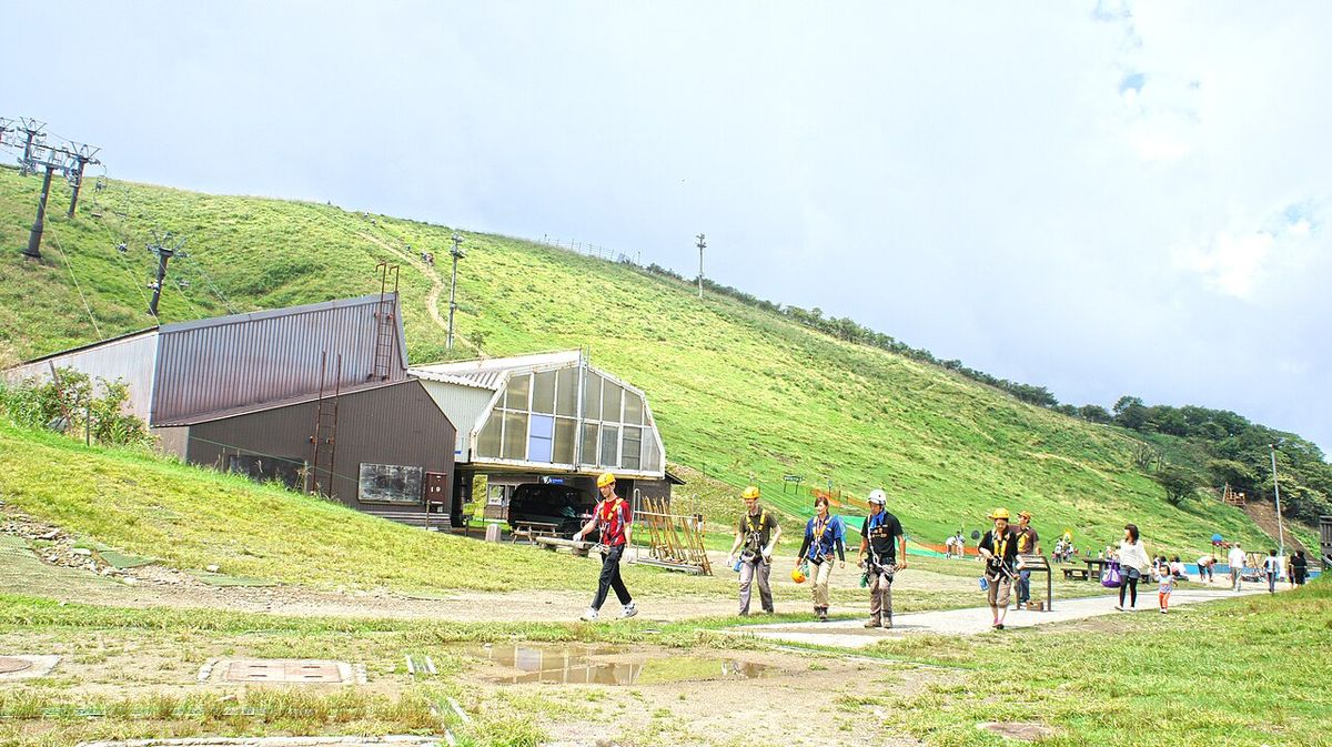 Tour ( Osaka)