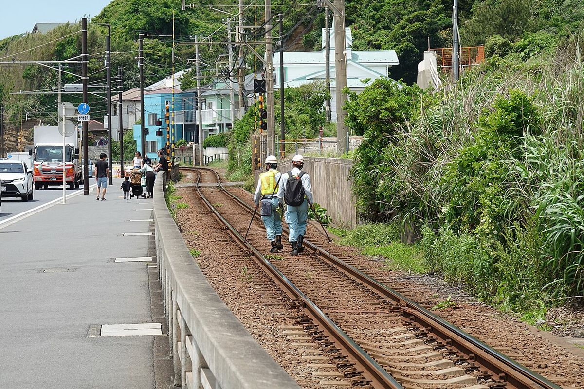 Tour (Enoshima,
